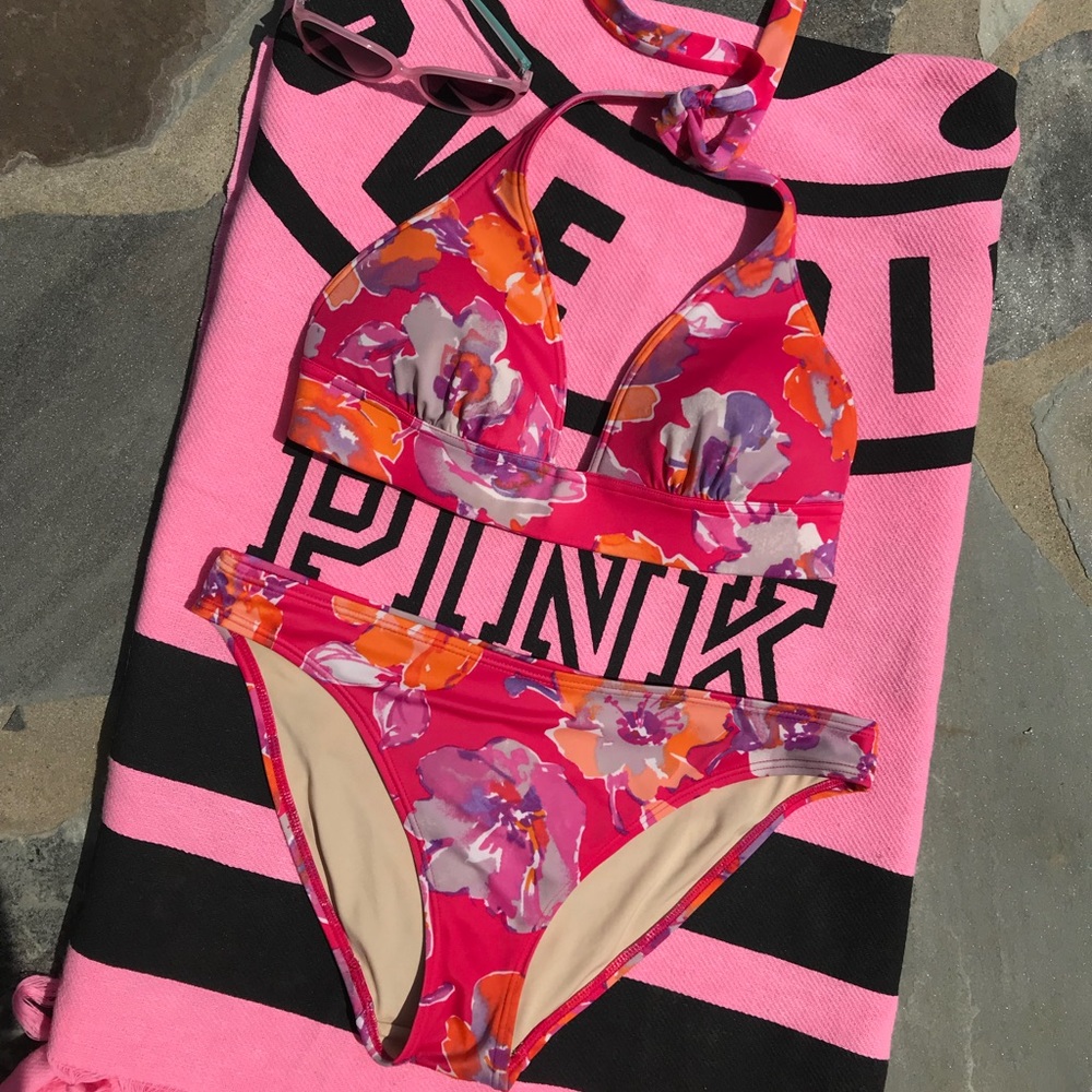 VS 2-Piece Swimsuit Size Medium